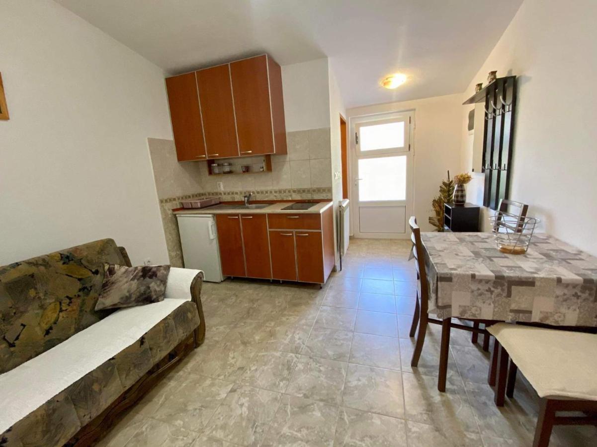 Apartman Slavica Apartamento Kotor Exterior foto